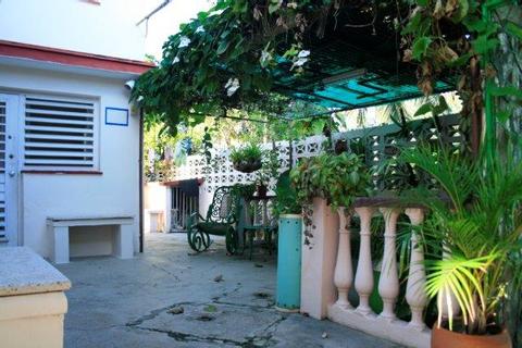 Casa Bougainvillea  Cuba